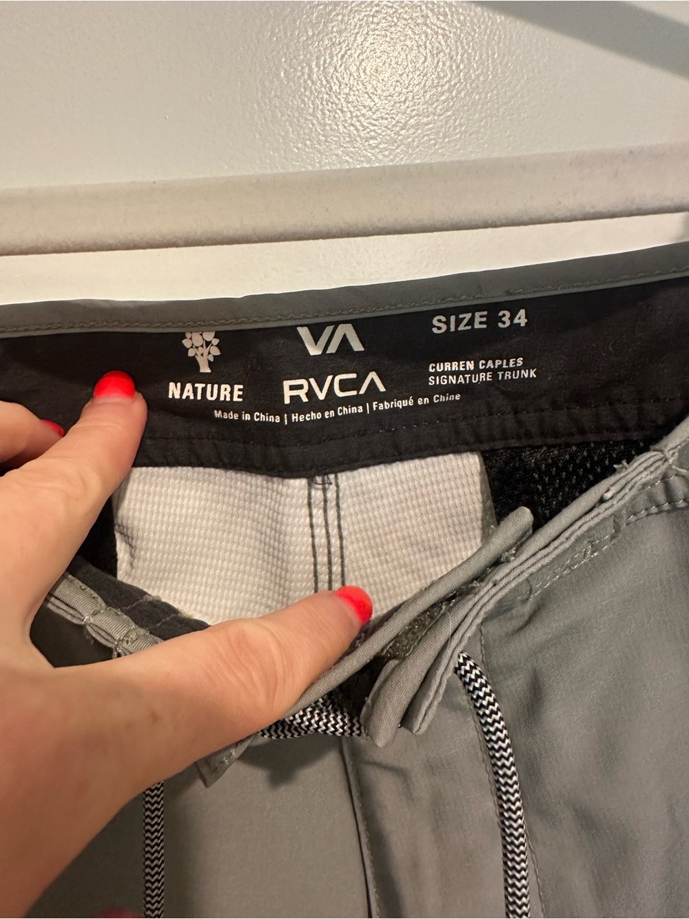 RVCA Men's Gray Striped Board Shorts - Picture 4 of 5